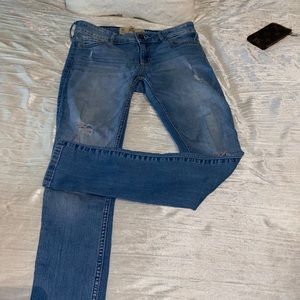 HolliSter jeans. They just don’t fit anymore.